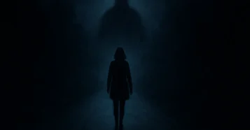 It Follows: A Maldição Implacável e a Perseguição Sombria