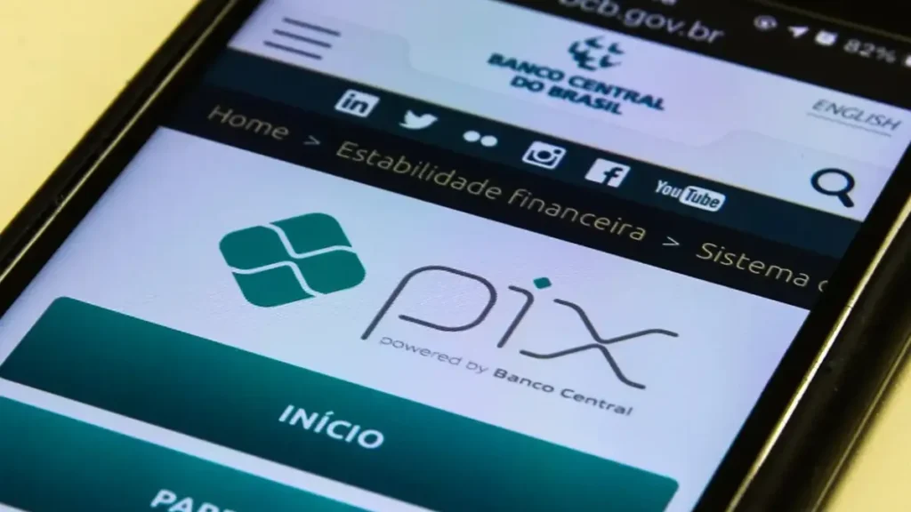 Pix ou cartão: como o MEI escolhe receber sem perder dinheiro